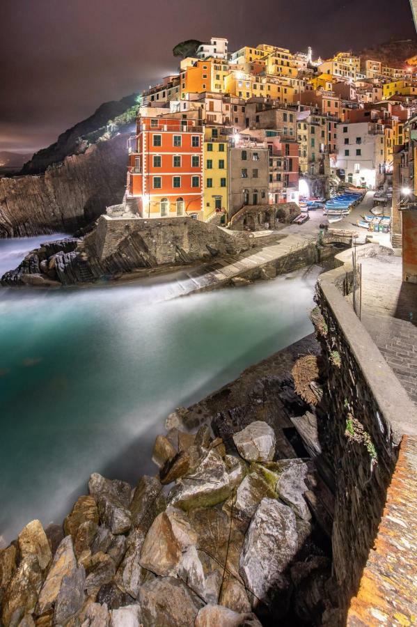 Il Giardino Di Riomaggiore Suite Екстериор снимка