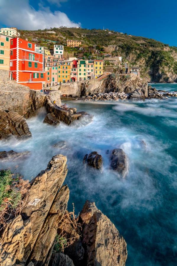 Il Giardino Di Riomaggiore Suite Екстериор снимка