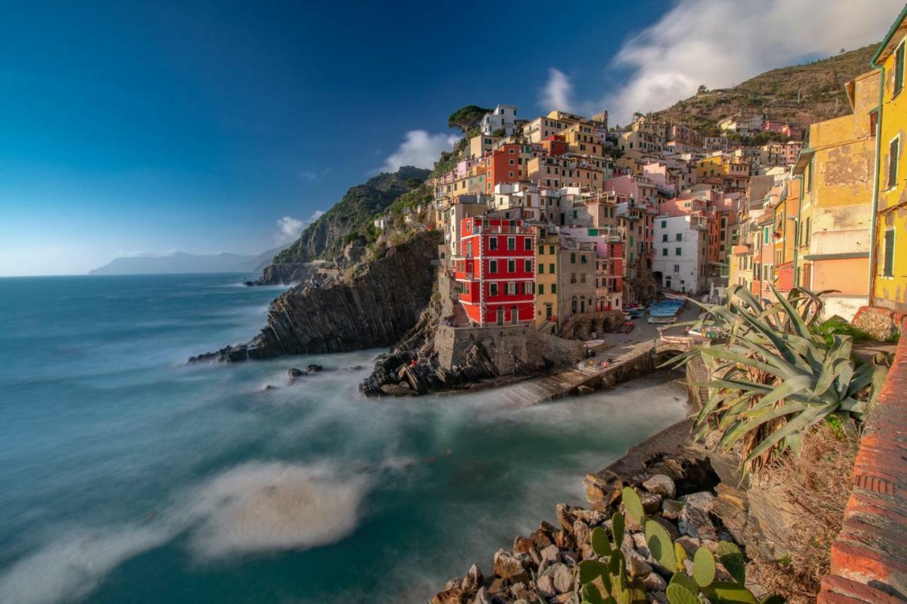 Il Giardino Di Riomaggiore Suite Екстериор снимка
