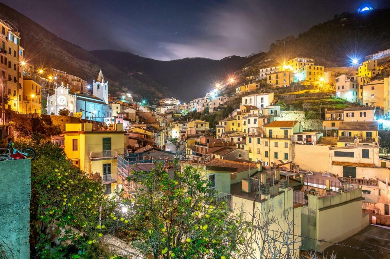 Il Giardino Di Riomaggiore Suite Екстериор снимка